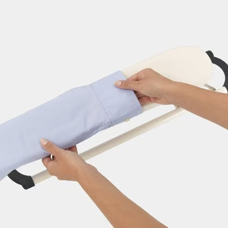 Tabla de planchar de mangas Brabantia – Crudo – 61 cm x 10 cm