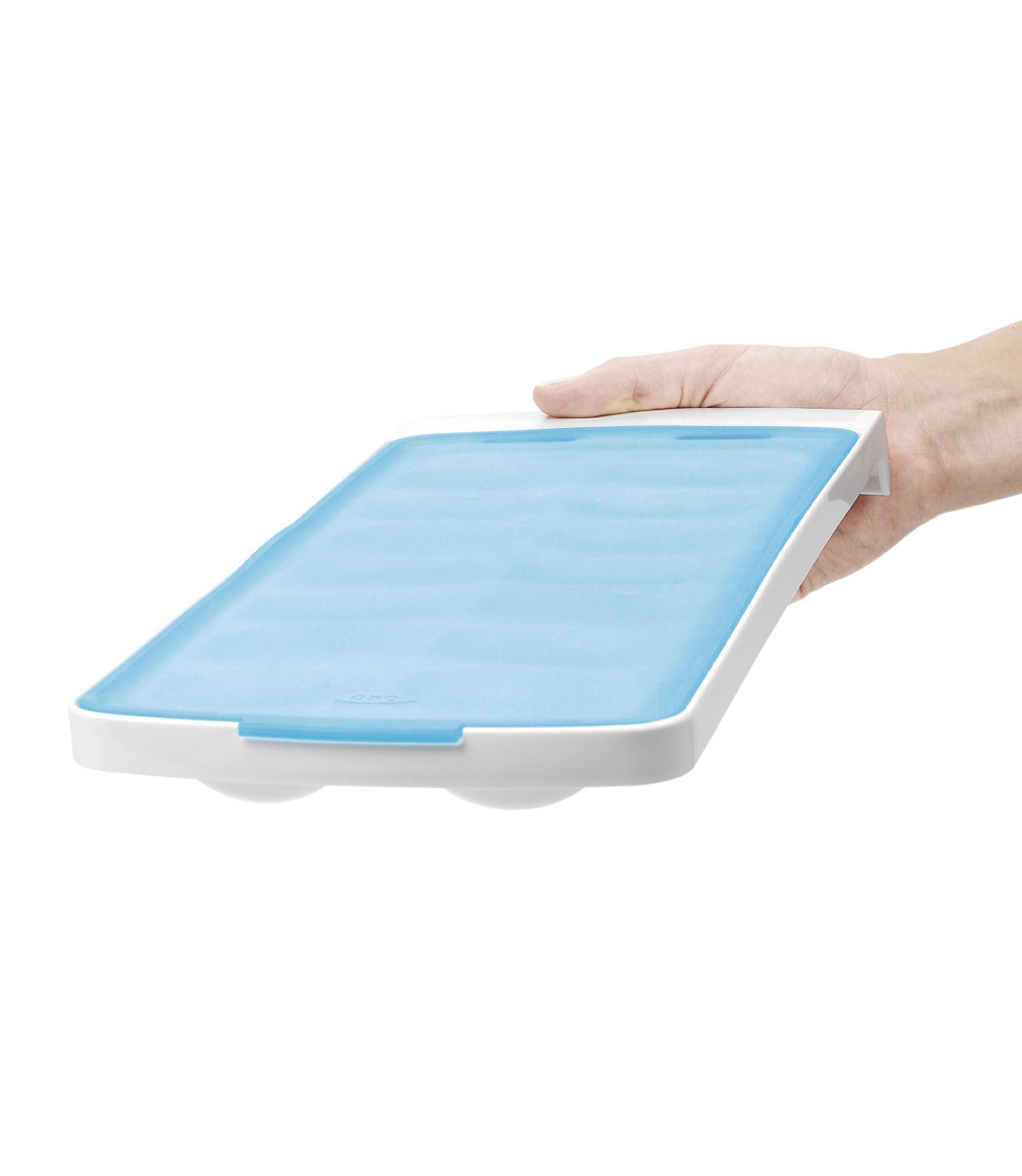 OXO Good Grips No-Spill Ice Cube Tray