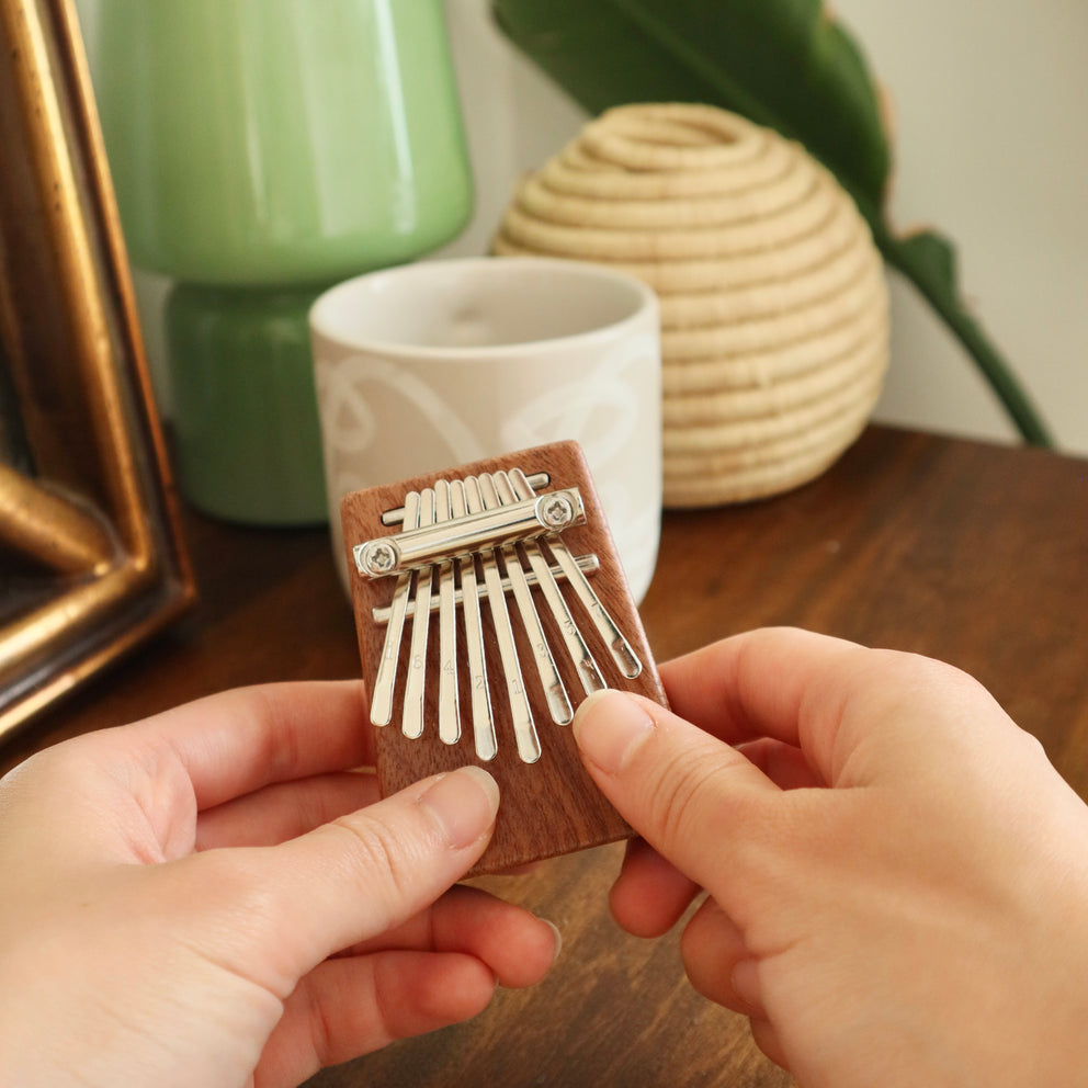 Kikkerland Kalimba Mini Thumb Piano