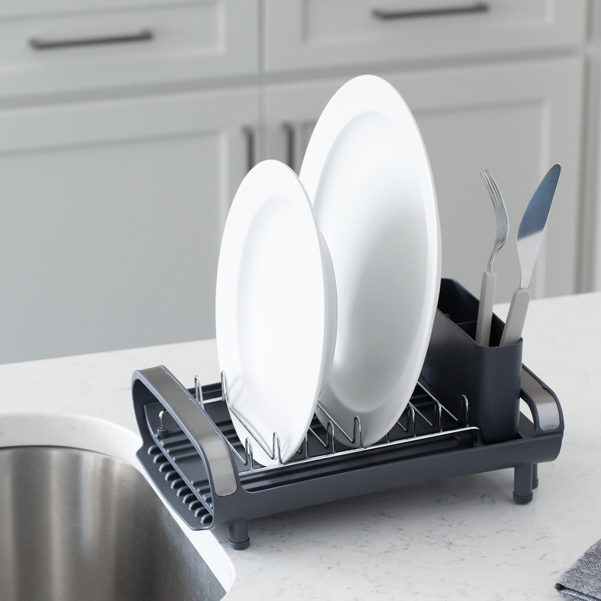 Compact Expanding Dish Rack - Grey