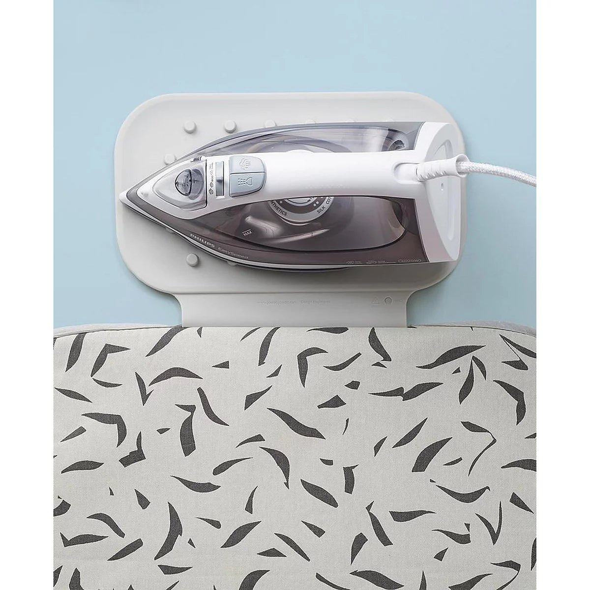 Swift Folding Iron And Steaming Mat – Ecru – 35" x 18"