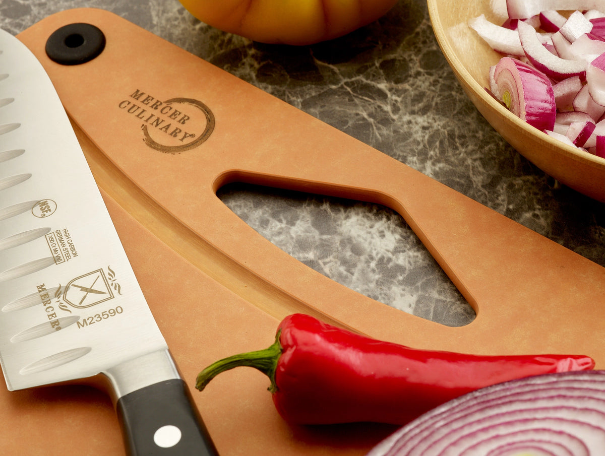 Composite Large Cutting Board With Silicone Feet Grove – 17.25" X 11.75"