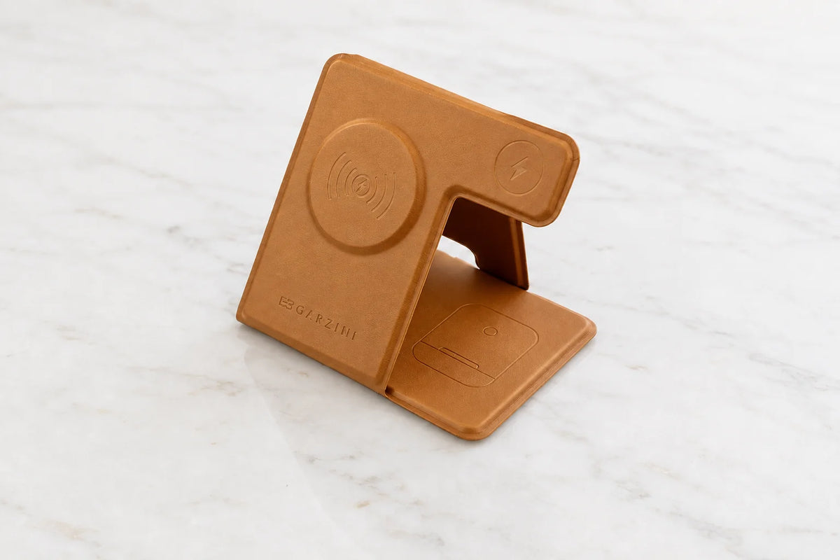 Garzini 3-in-1 Wireless Charger - Brown