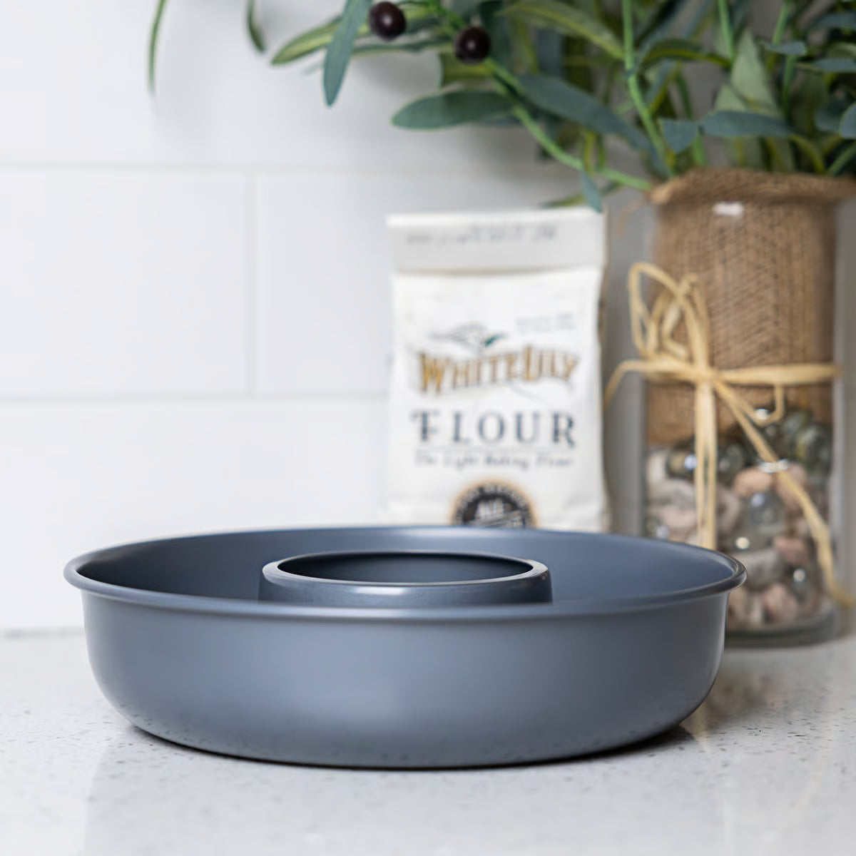 French Savarin Food Safe Non-Stick Cake Mold – 9.5"dia.