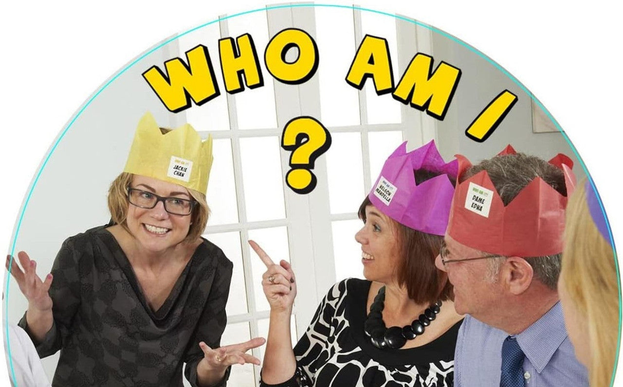 Robin Reed Holly Berry with Pine Cones & Bells Christmas Party Crackers – 6 Pack