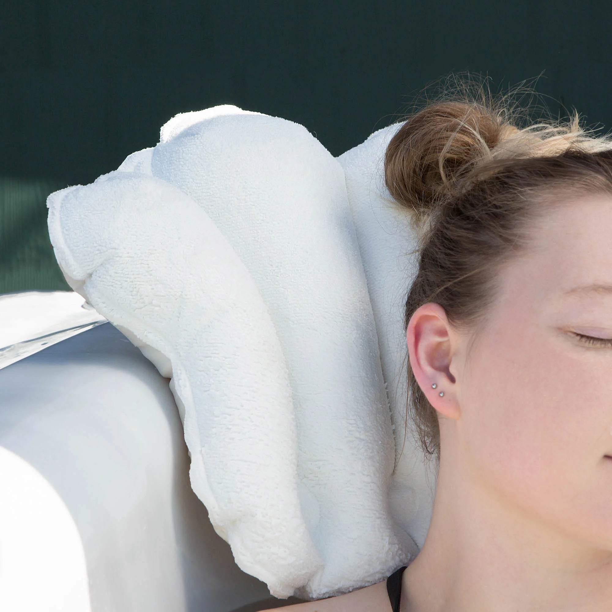Urban Spa Privé - Microfiber Bath Pillow