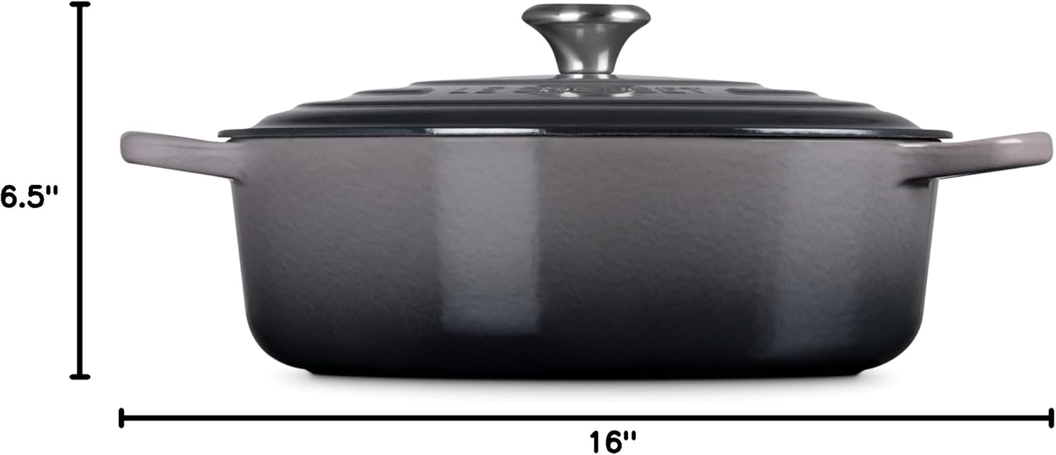 Le Creuset Wide Round Oven – 6.75 QT – Oyster