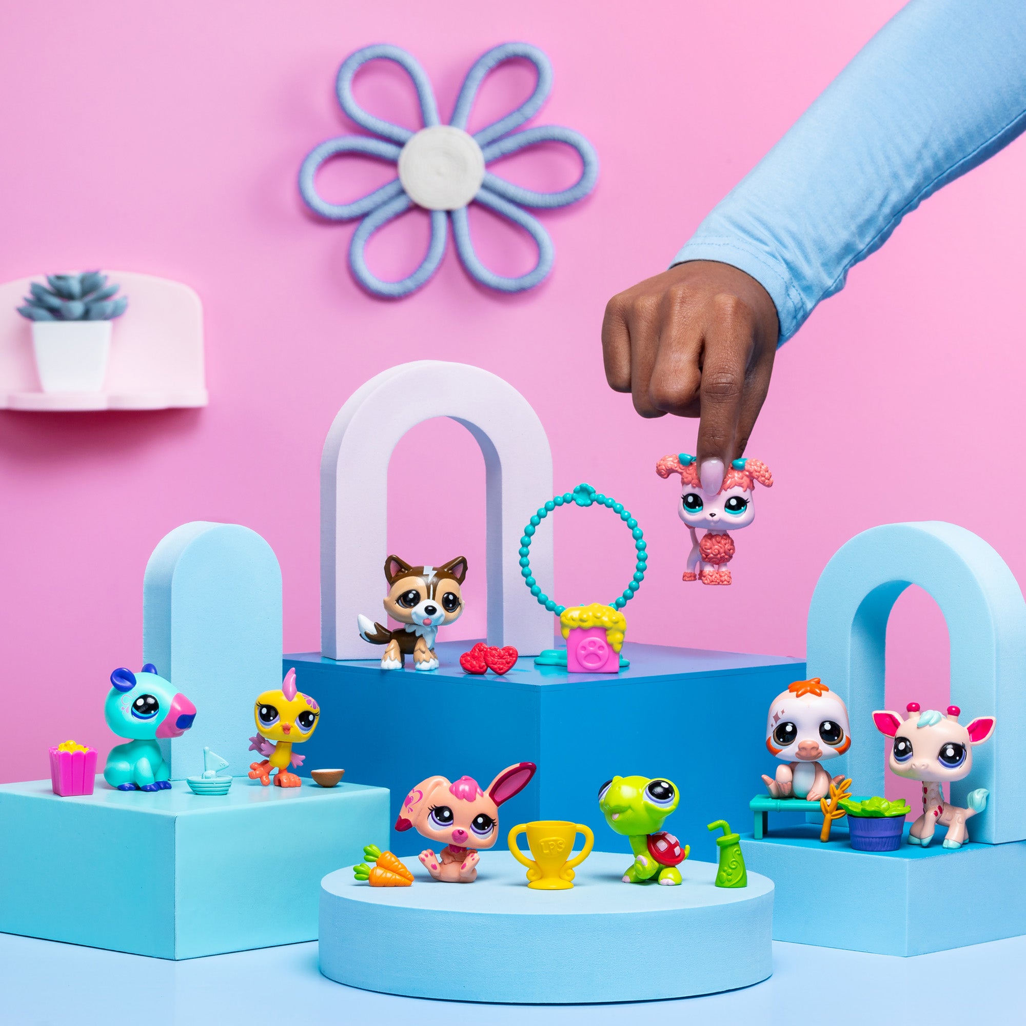 Littlest Pet Shop Pareja de Mascotas – Serie 2 – Paquete de dos – Sets surtidos - ESTILO ELEGIDO AL AZAR