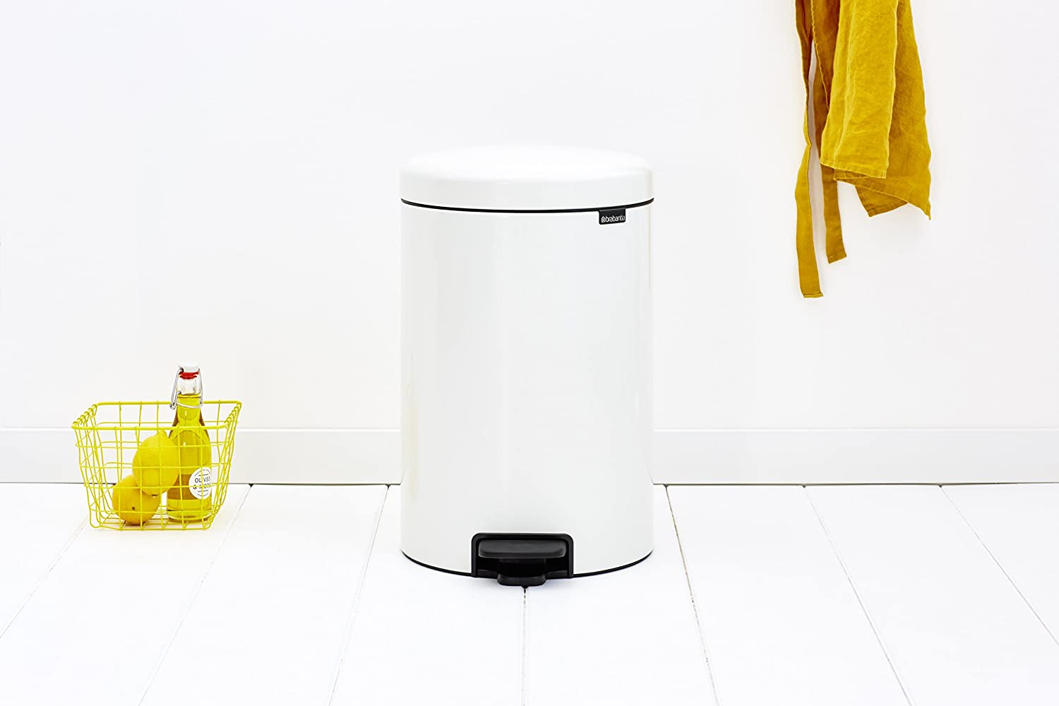 Brabantia NewIcon Step Trash Can – 5.3 Gal – 20L - White - LOCAL UPPER EAST SIDE DELIVERY ONLY