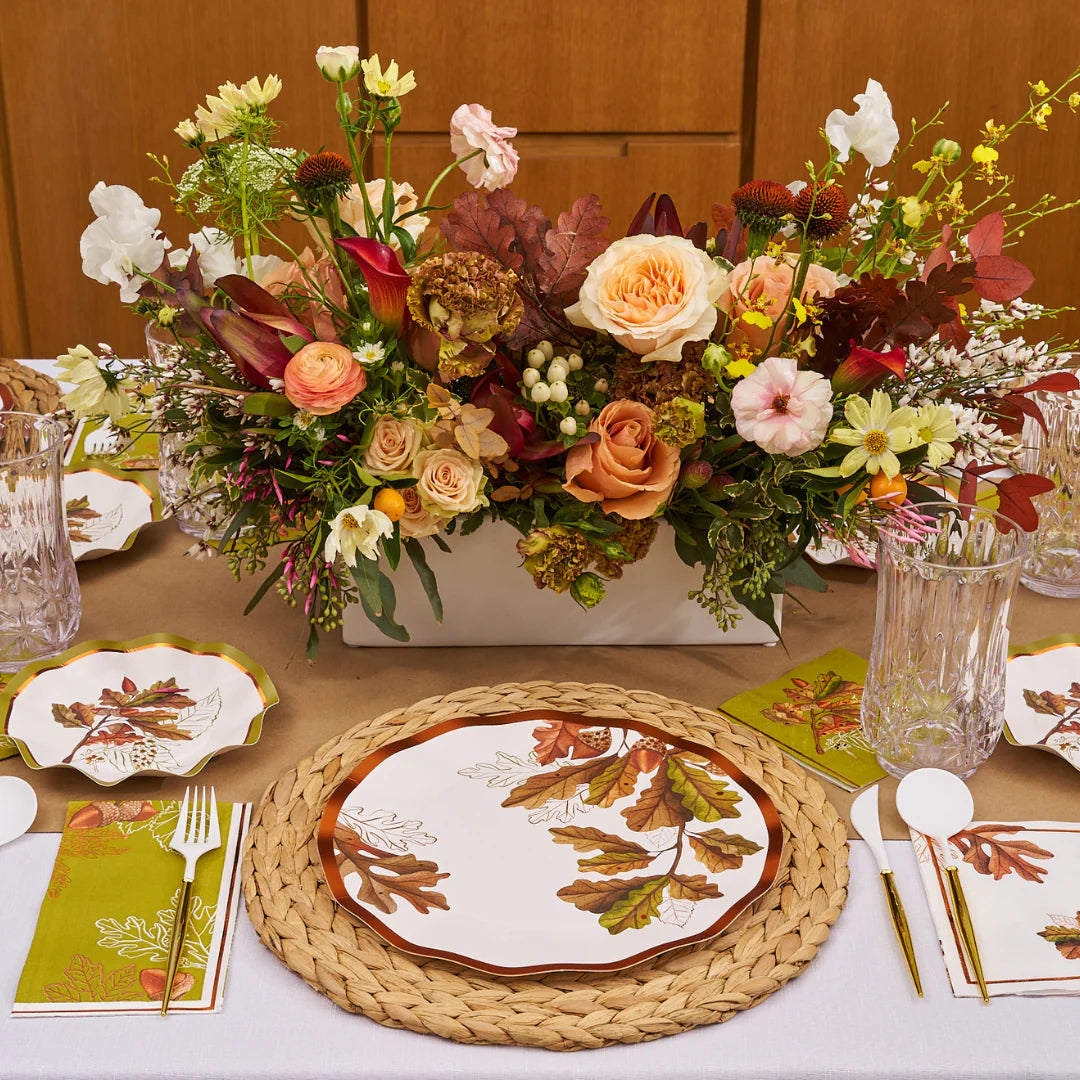 Sophistiplate Wavy Paper Dinner Plates – Acorn and Oak – 8pk