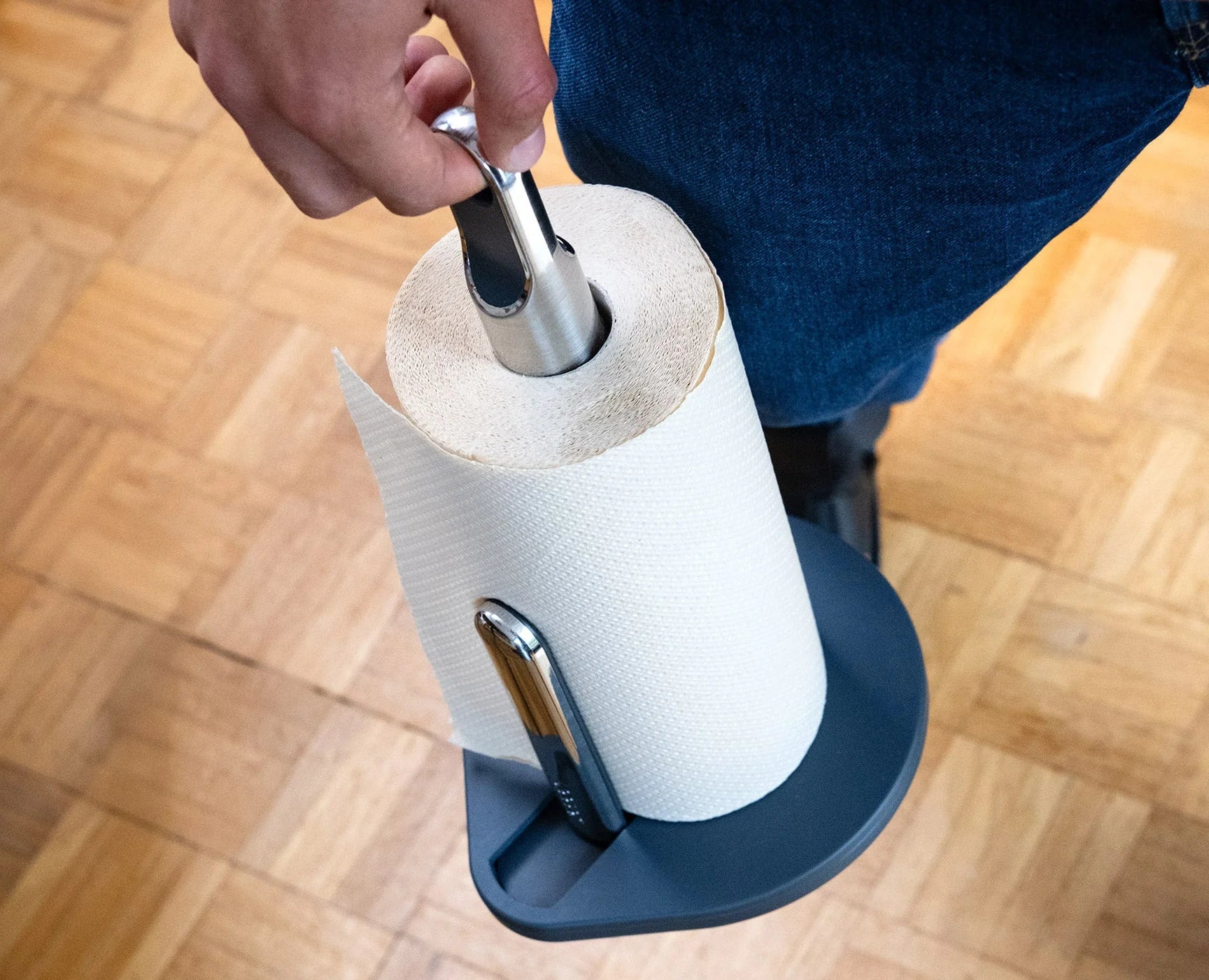 Joseph Joseph "Hold" Paper Towel Holder – Gray