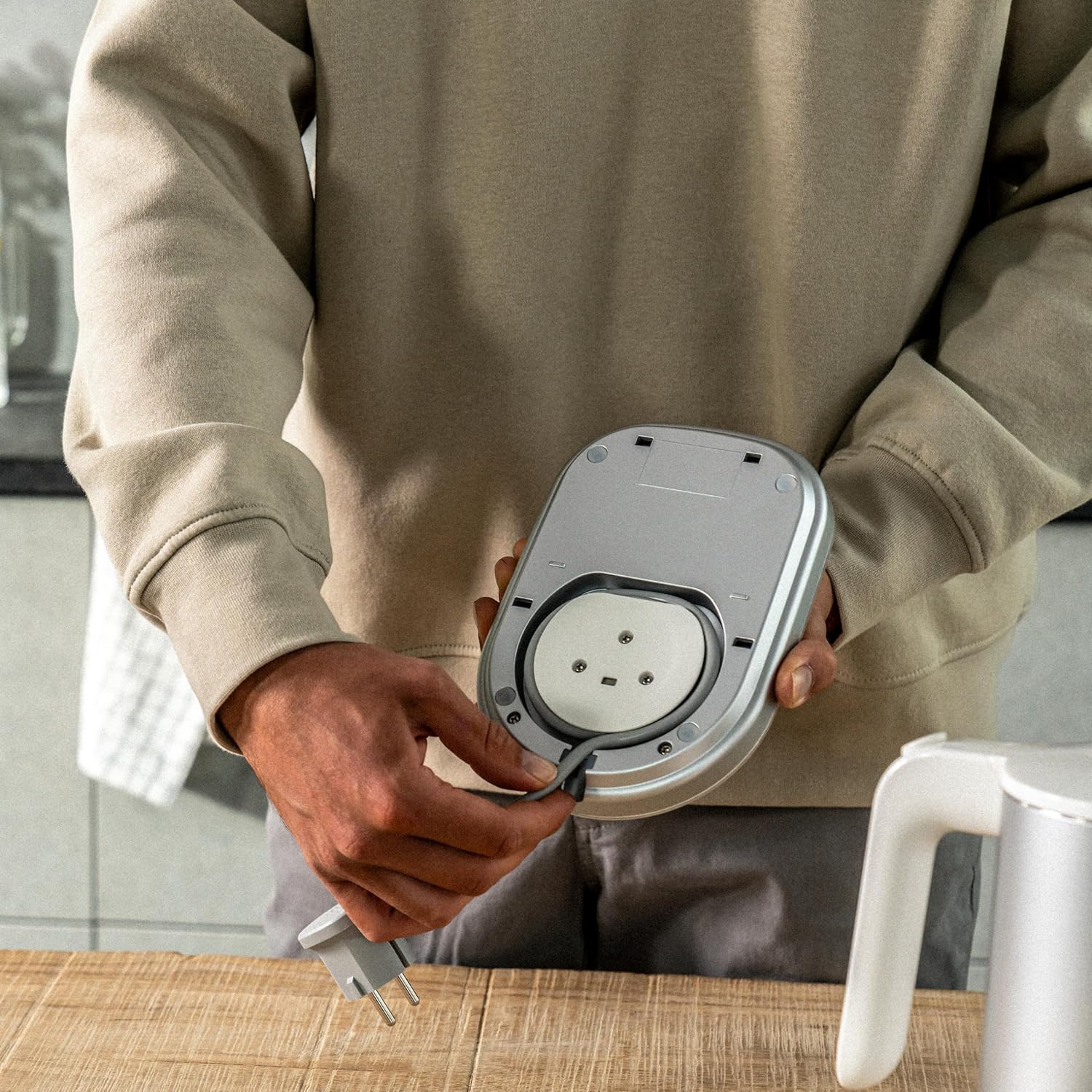 ZWILLING Enfinigy Cool Touch Cordless Electric Kettle – 1-Liter – Silver