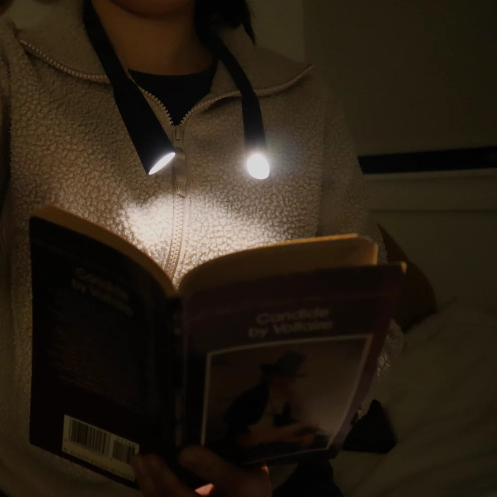 Kikkerland Hands Free USB Rechargeable Book Light