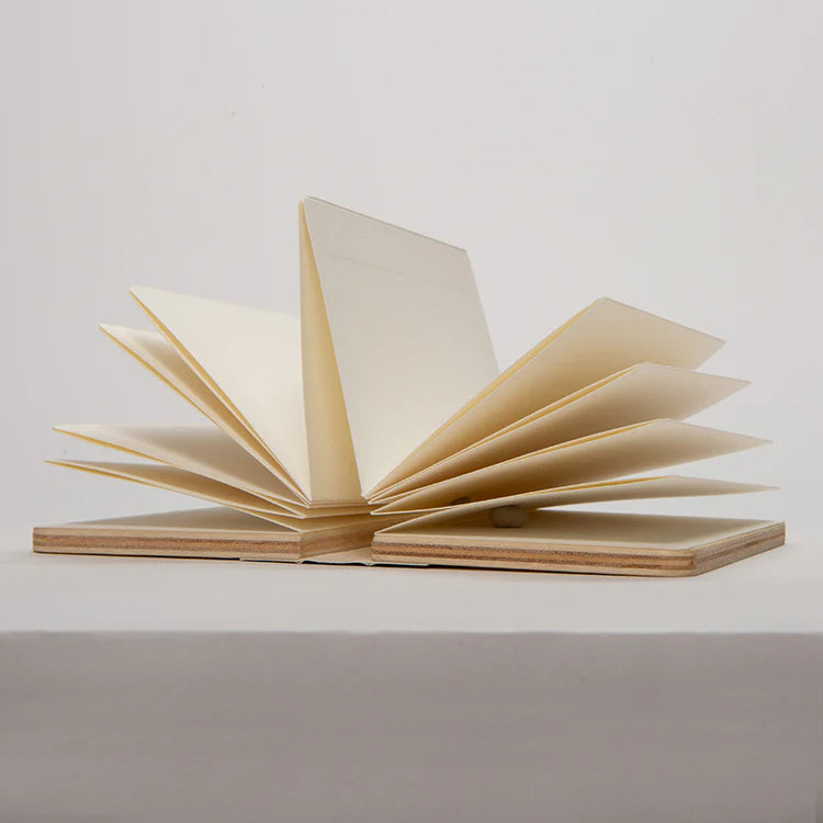 Kikkerland Accordion-Style Field Flower Press