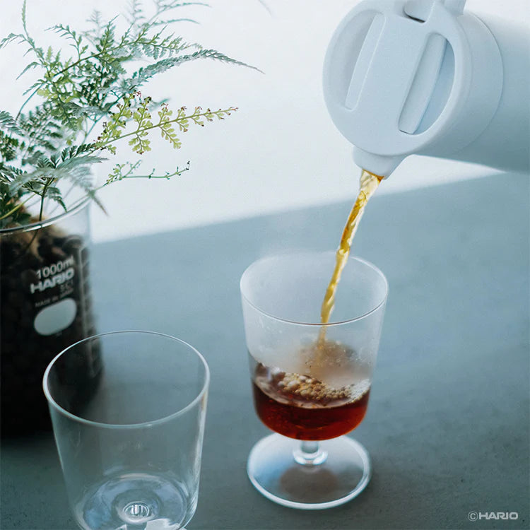 Hario Thermal Server With Ceramic Coating – 20.3oz. – White