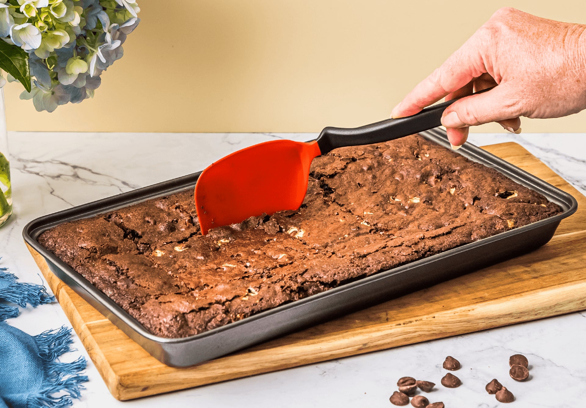 Dreamfarm Mini Chopula - Super Flexible Non Stick Cookie Turner – Red