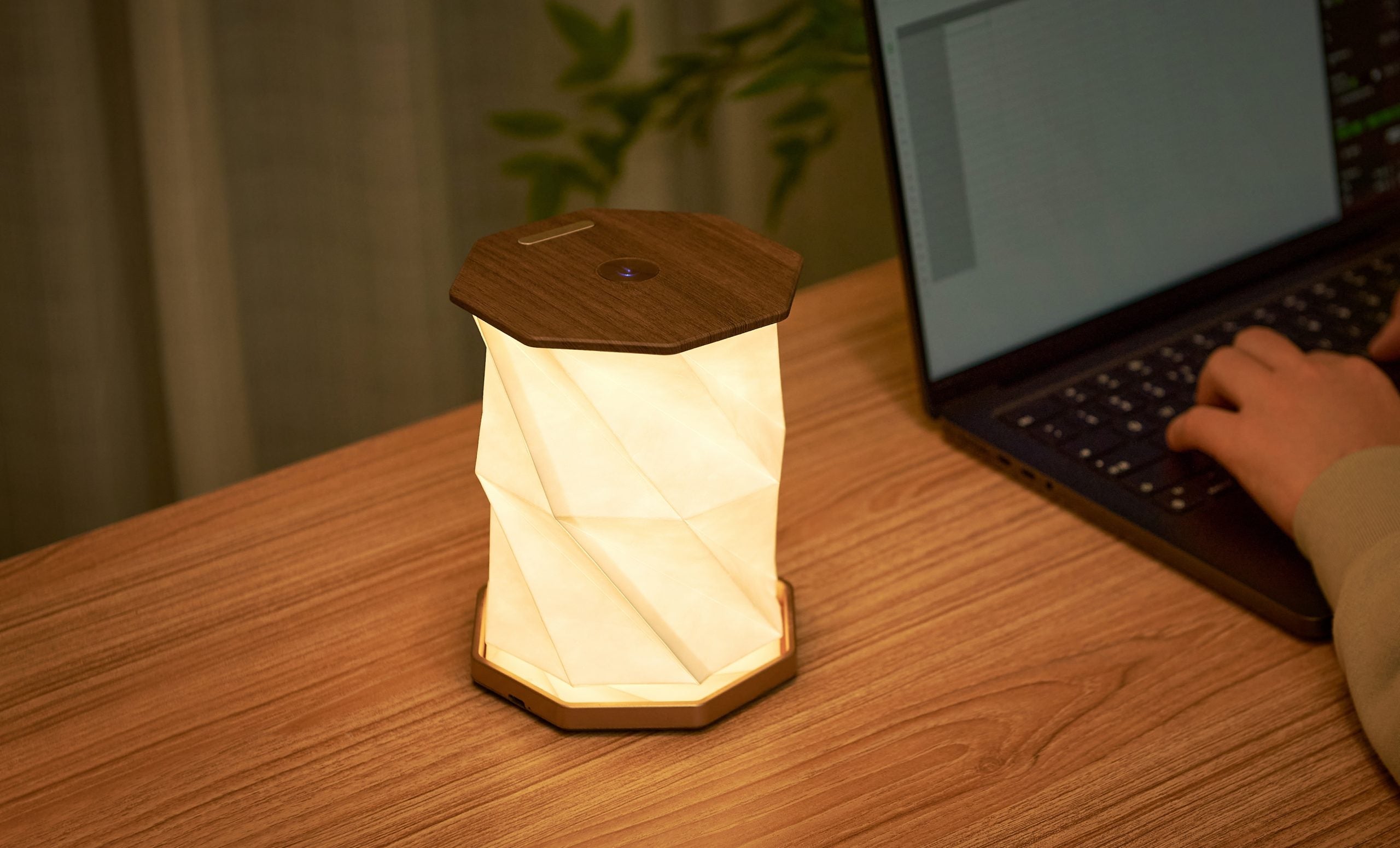 Twist Hexagon Lamp – Walnut – 5" x 7"