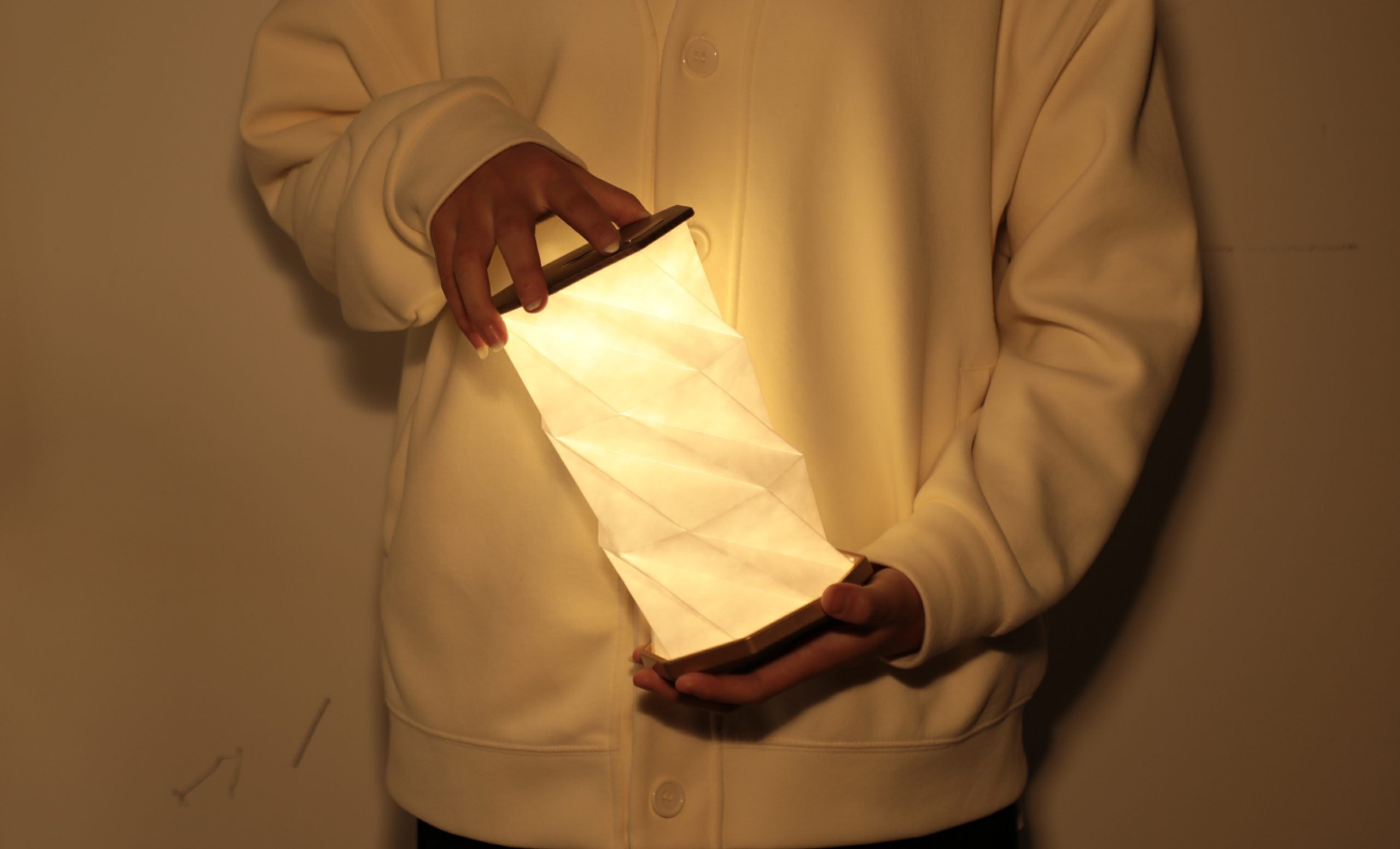 Twist Hexagon Lamp – Walnut – 5" x 7"