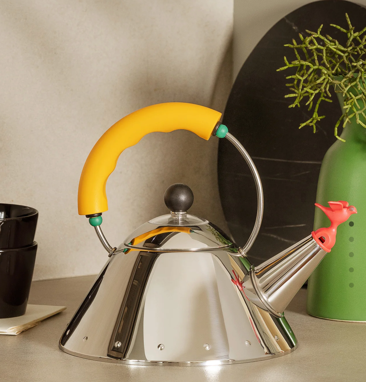 Alessi Michael Graves Small Kettle – Yellow Handle – 33.8 fl oz