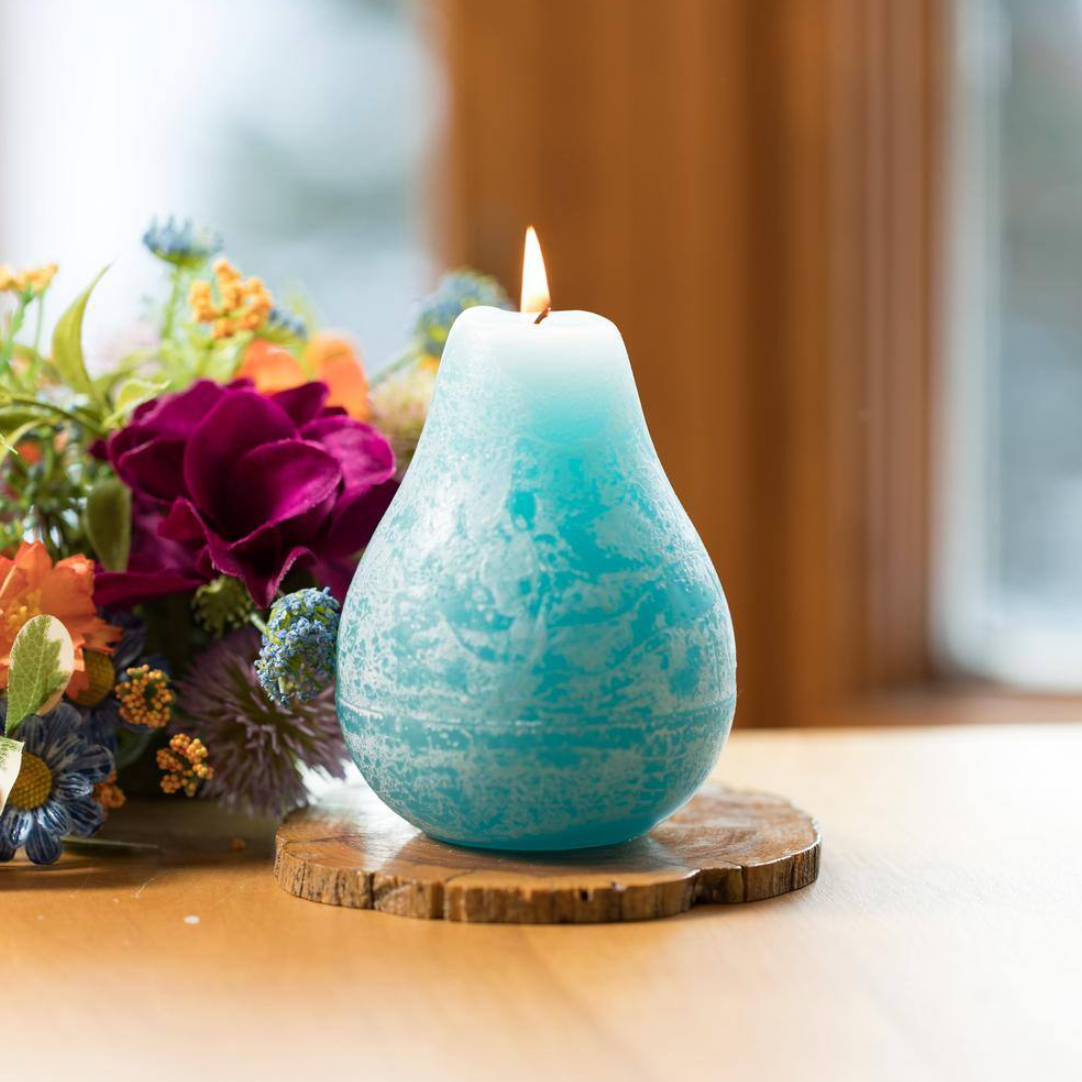 Vance Kitira Timber Pear Candle – Sea Glass – 4.5"