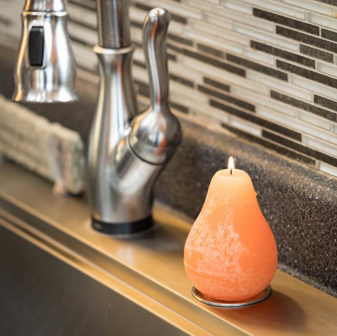 Vance Kitira Timber Pear Candle – Tangerine – 4.5"