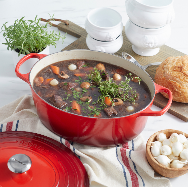 Le Creuset Signature – SPECIAL – Oval Dutch Oven – 8 QT – Cerise