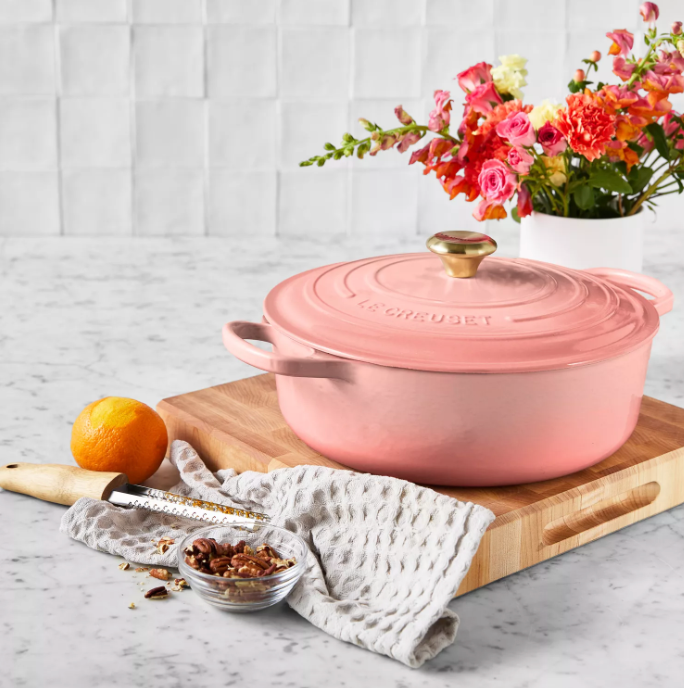 Le Creuset Wide Round Oven – 6.75 QT – Peche