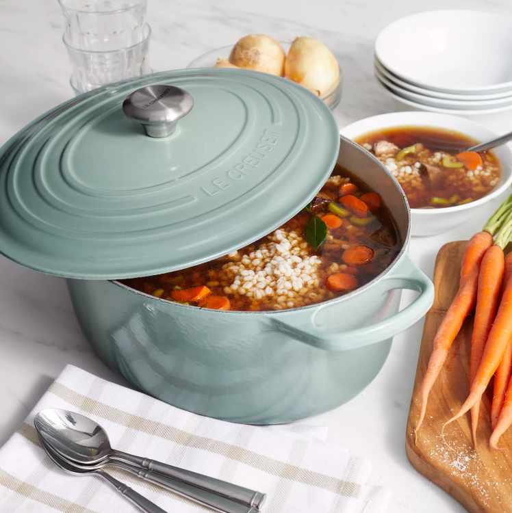 Le Creuset Signature – SPECIAL – Oval Dutch Oven – 8 QT – Sea Salt