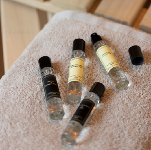 Cereria Molla Travel Size Room Mist & Body Spray – .5oz – Bulgarian Rose & Oud