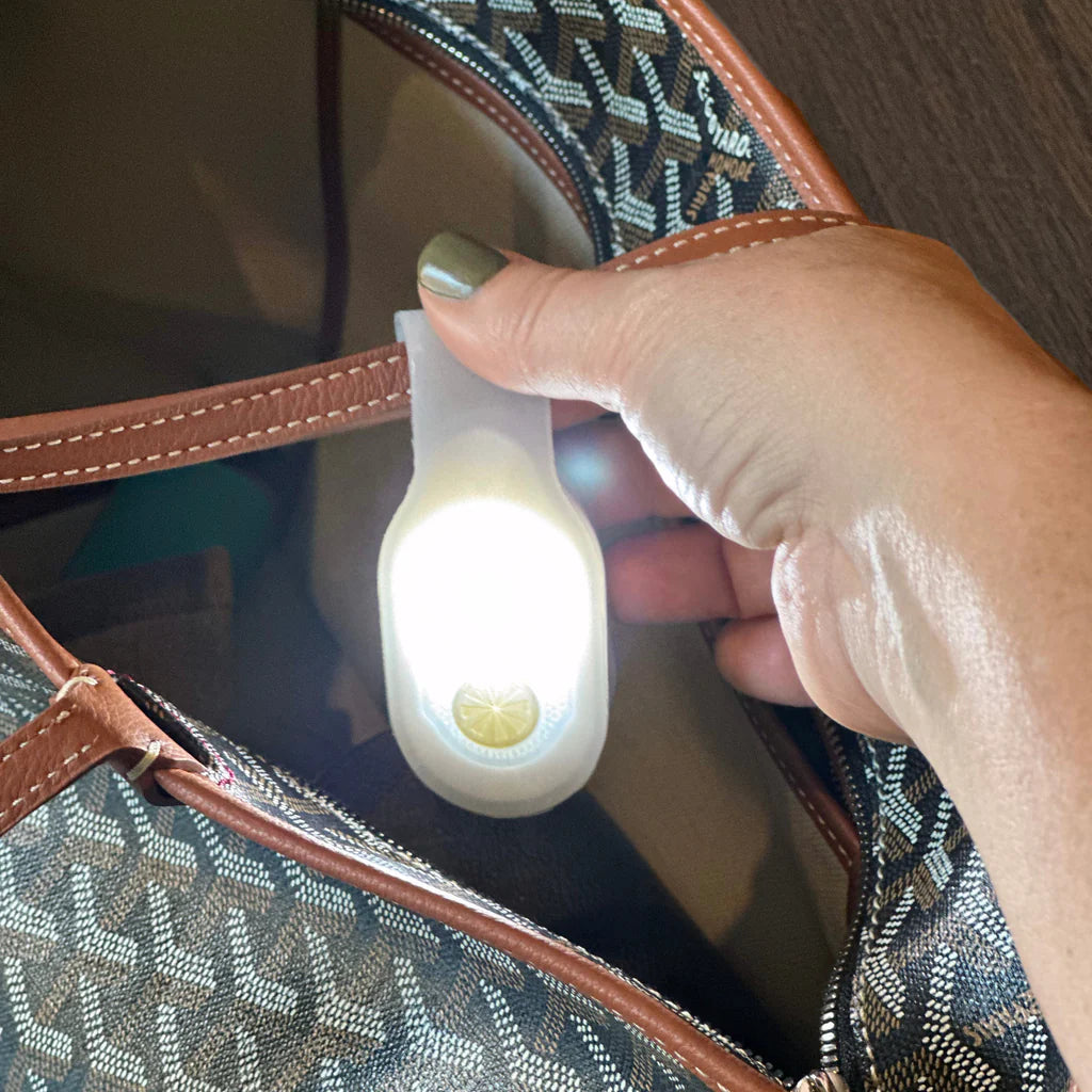 Tech Candy Get Lit – Magnetic Clip Light – White