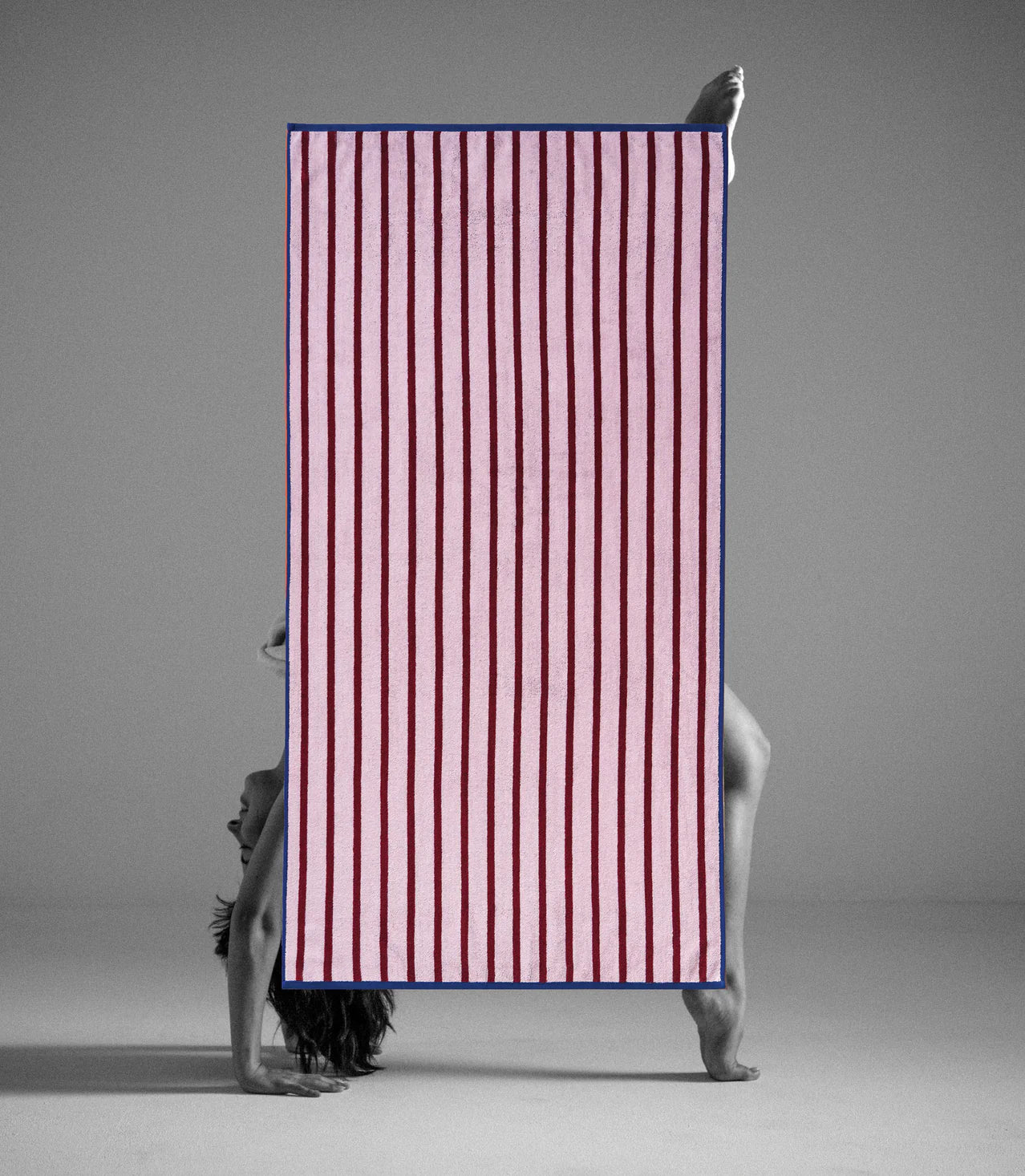 Typical Goods 双面条纹弹力毛巾 - 淡紫色|工作室海军蓝 - 30" x 60"