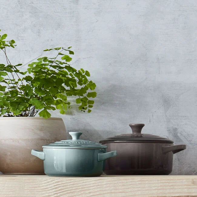 Le Creuset Mini Round Cocotte – 8oz. – Oyster