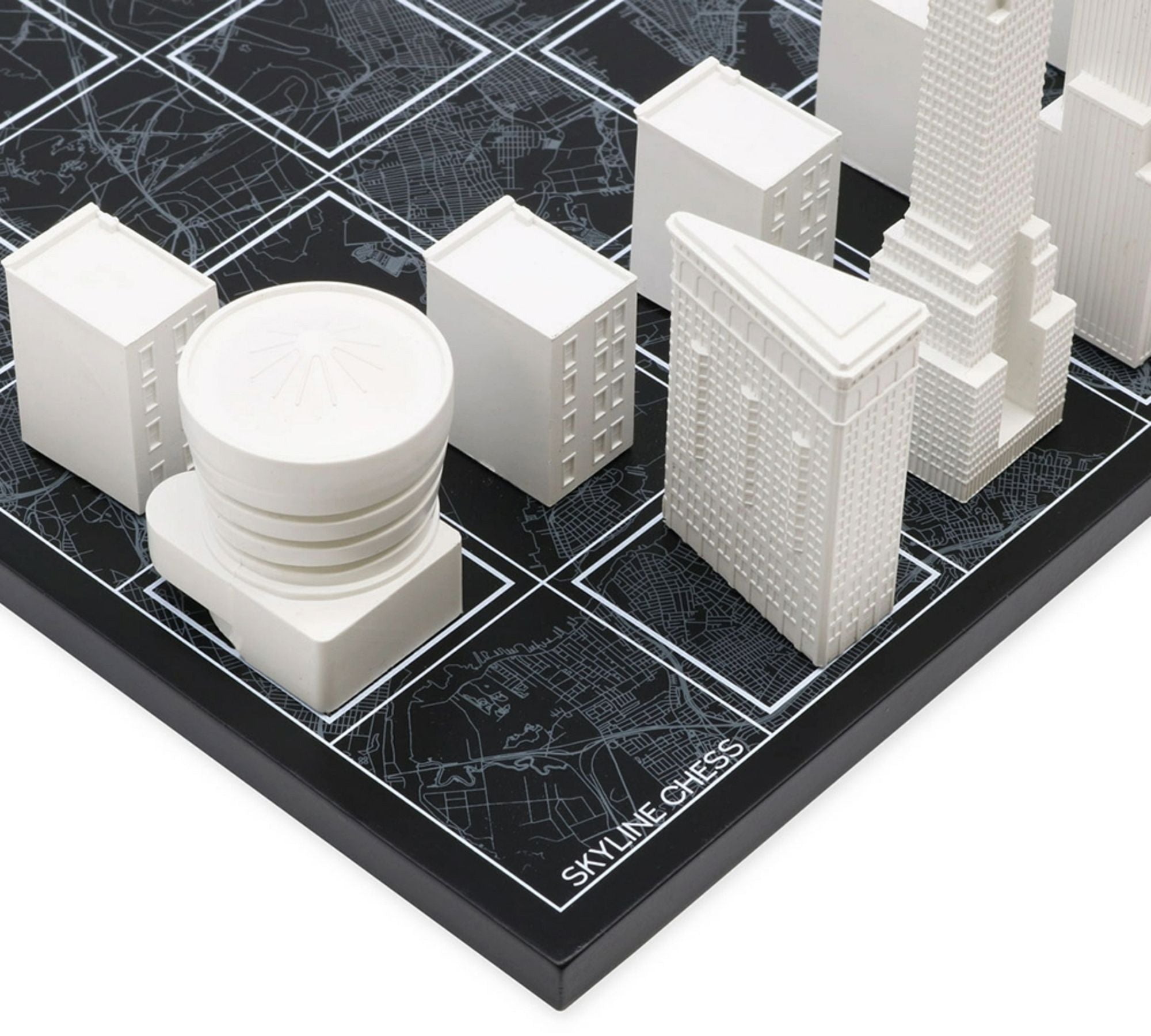 Vici New York City Chess Set