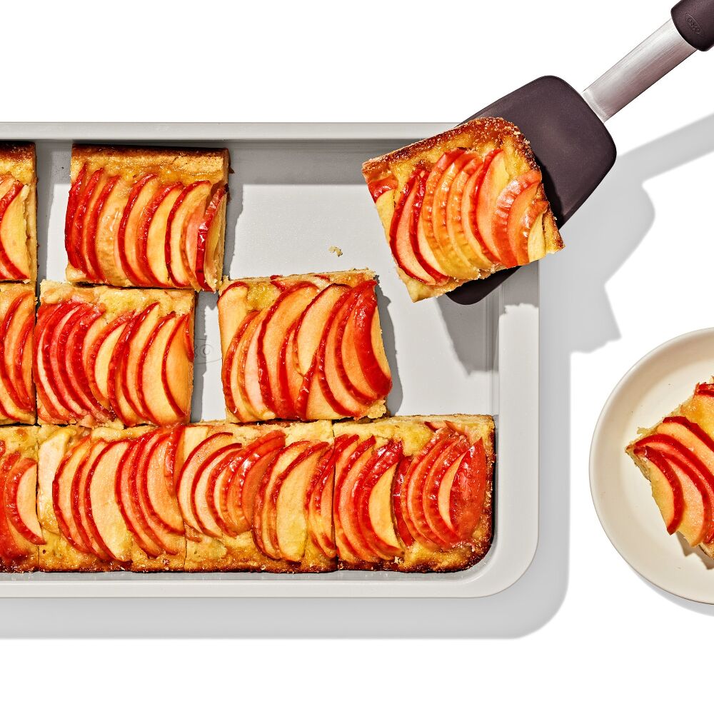 Oxo Non-Stick Pro Ceramic Coated Metal Bakeware – 9" x 13"