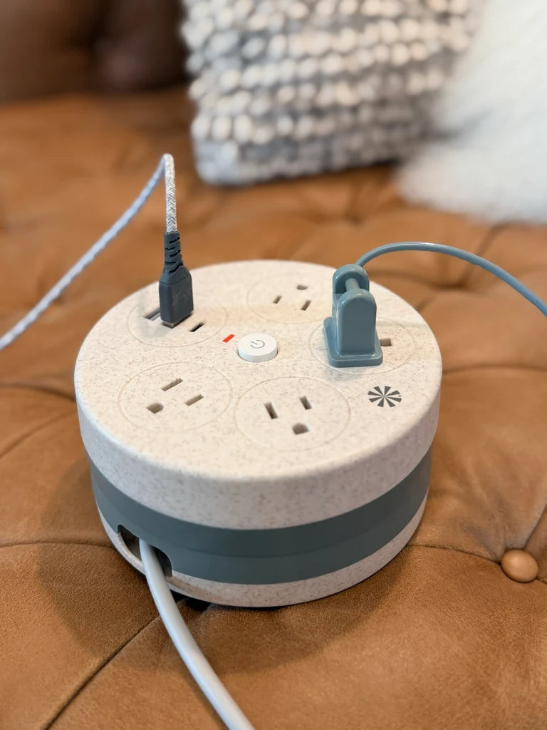 Tech Candy Power Go Round Charging Hub with Twist-Inside Cord