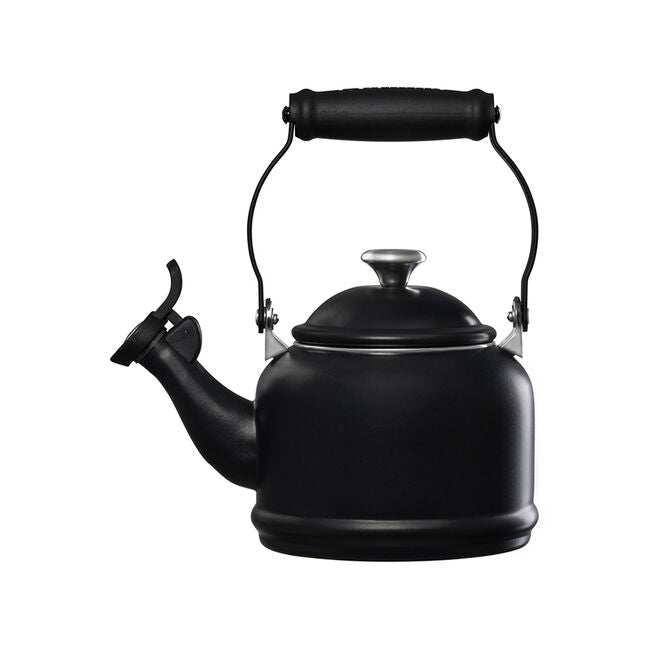 Le Creuset Demi Kettle – Licorice