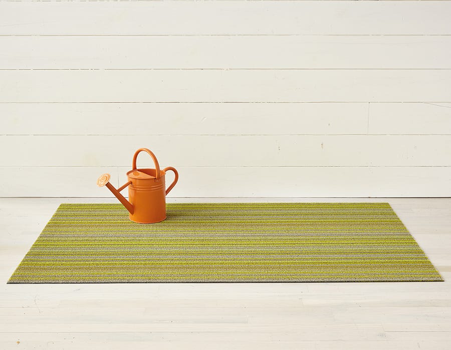 Chilewich Shag Skinny Stripe Door Mat – Citron – 18" x 28"