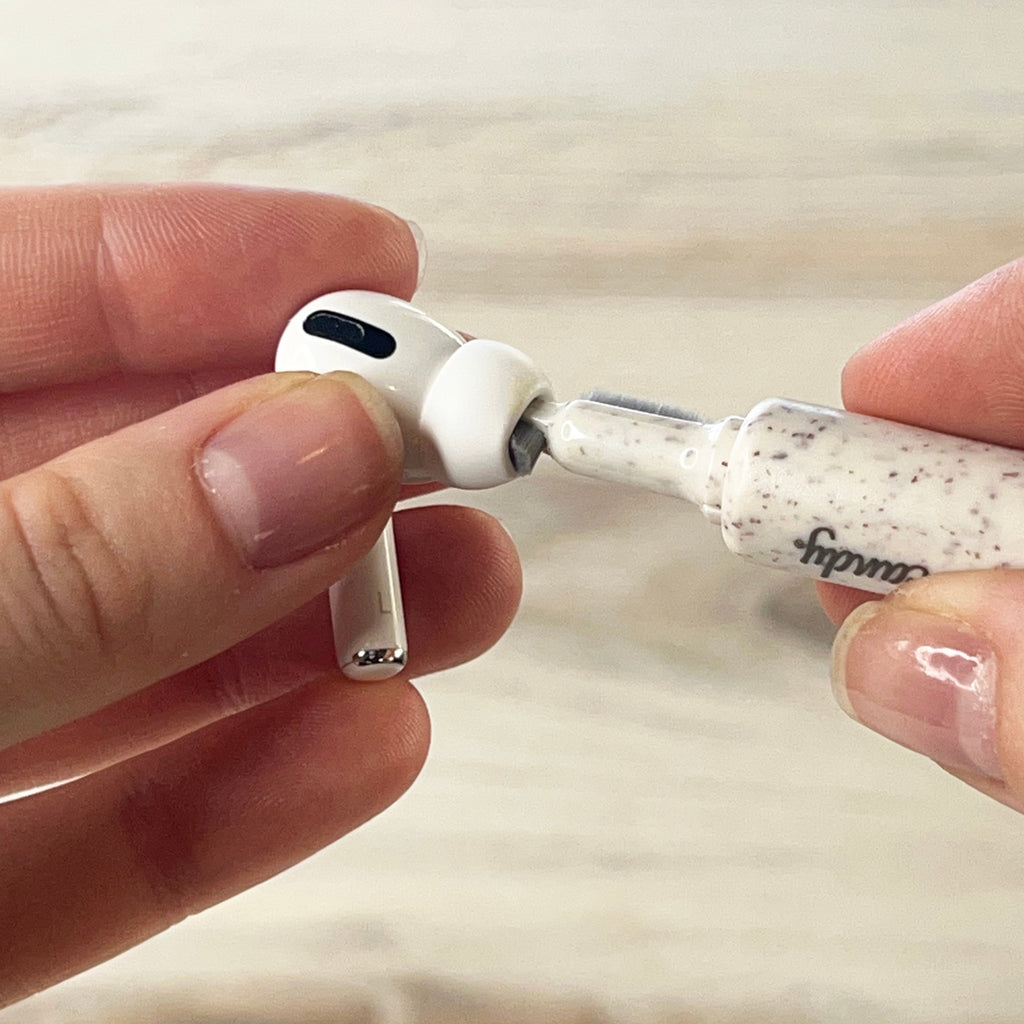 Tech Candy Teenie Weenie Earbud Cleanie : Natural Earbud Cleaning Kit