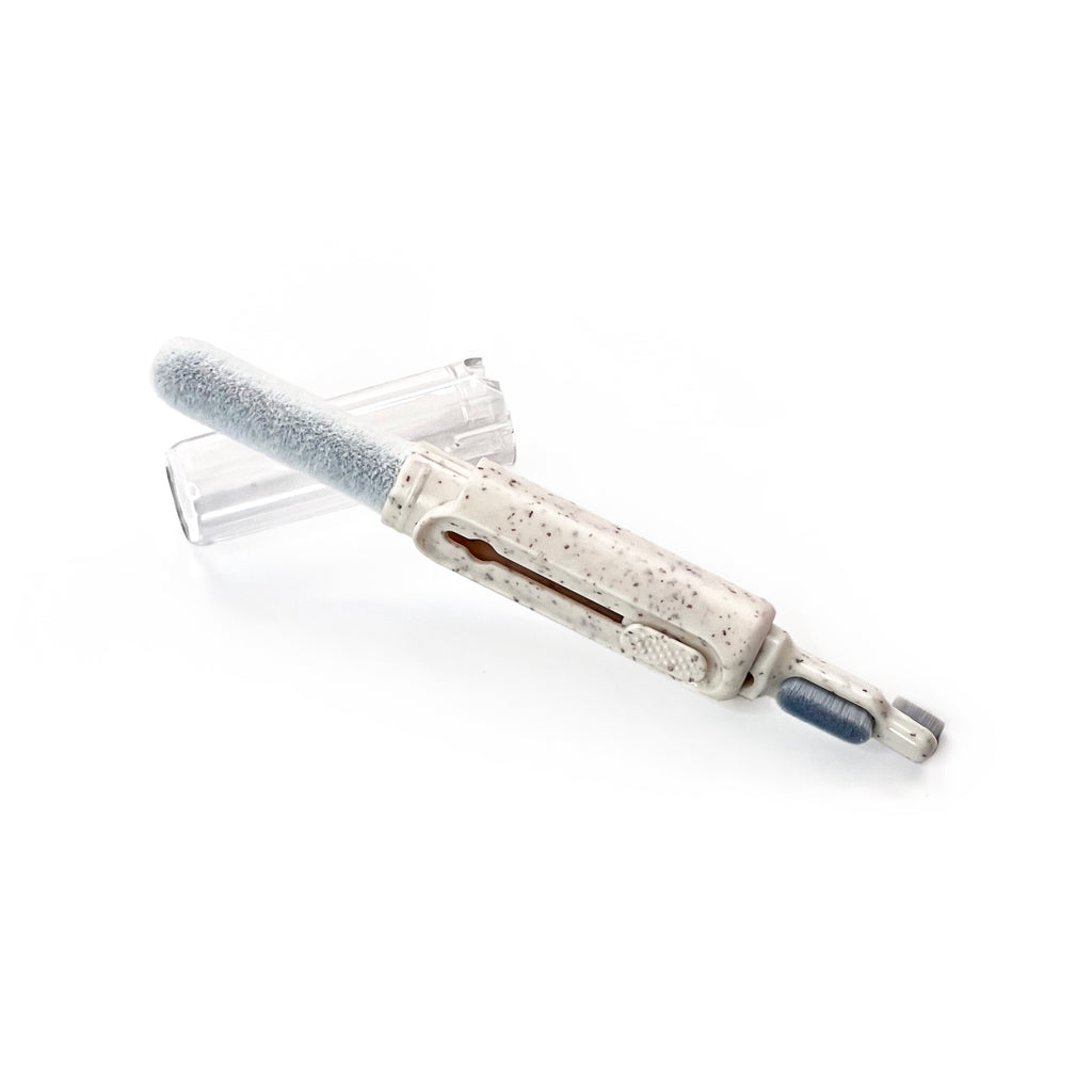 Tech Candy Teenie Weenie Earbud Cleanie : Natural Earbud Cleaning Kit