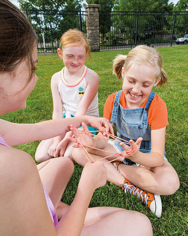 Classic String Puzzle Game