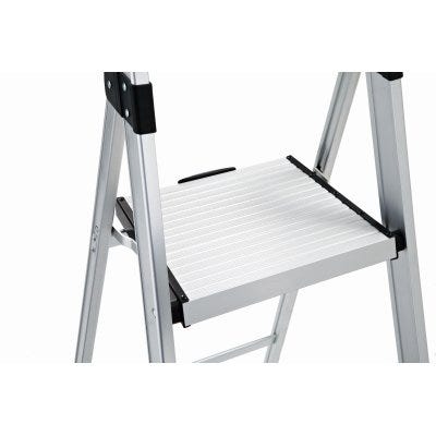 Rubbermaid Aluminum Step Ladder – 4 Step – 5.5Ft