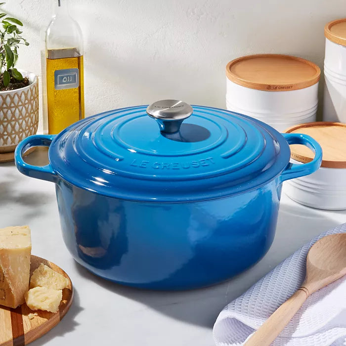 Le Creuset Round French Oven – 4.5 QT – Marseille