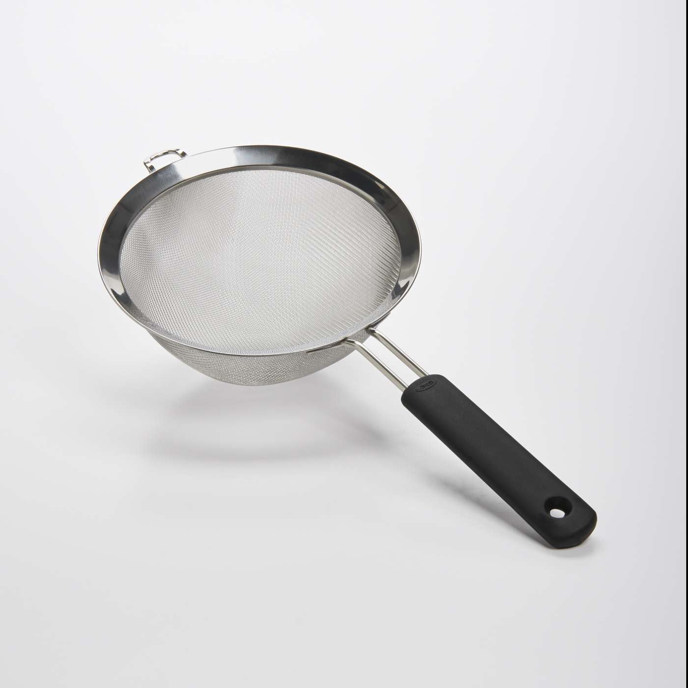OXO Strainer – 8"