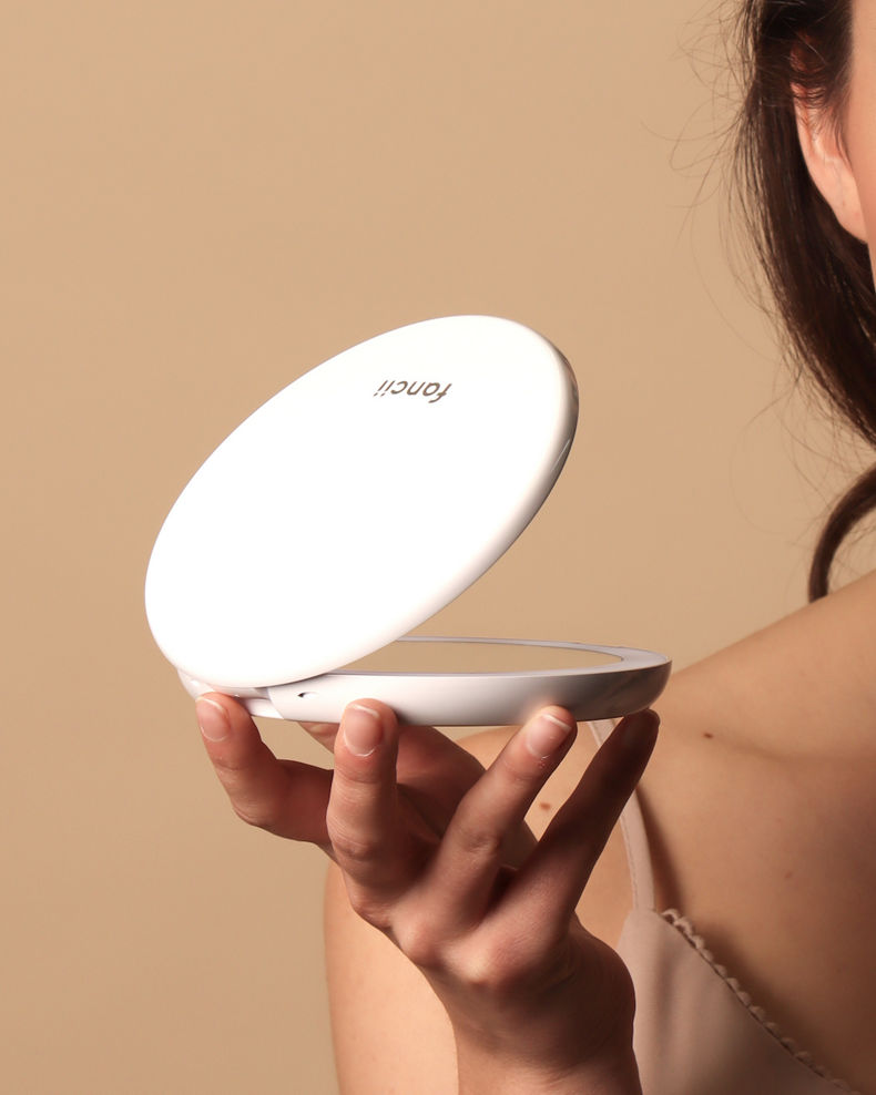 Lumi Compact Lighted Mirror – 5" – 1X/10X Magnification