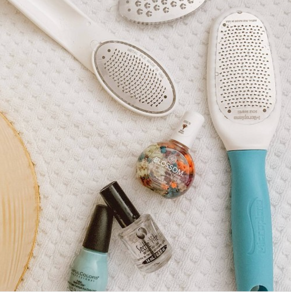 Microplane Sole Surfer Foot File – Assorted Colors