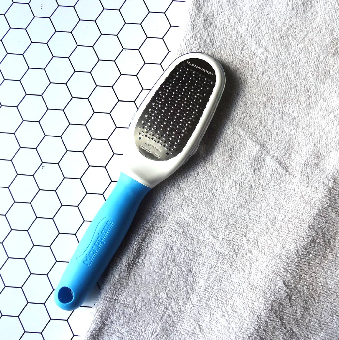 Microplane Sole Surfer Foot File – Assorted Colors