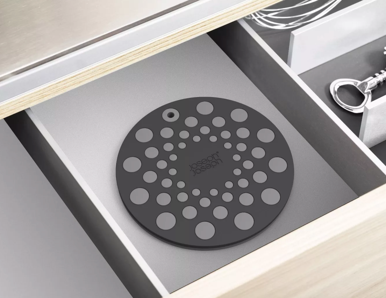 Joseph Joseph Spot-On Silicone Trivets – Set of 2