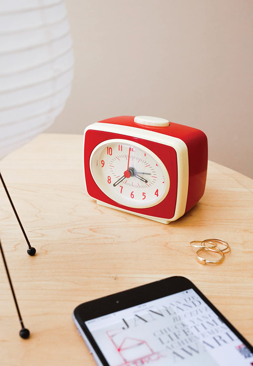 Kikkerland Retro Alarm Clock – Red