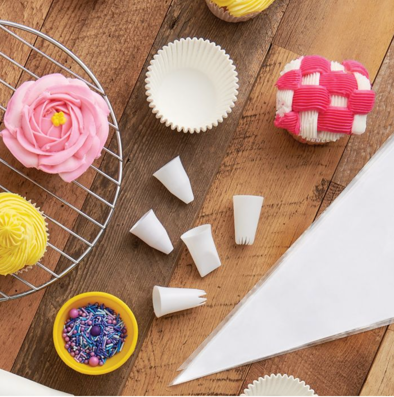 Mrs. Anderson's Baking 20-Piece Decorating Set