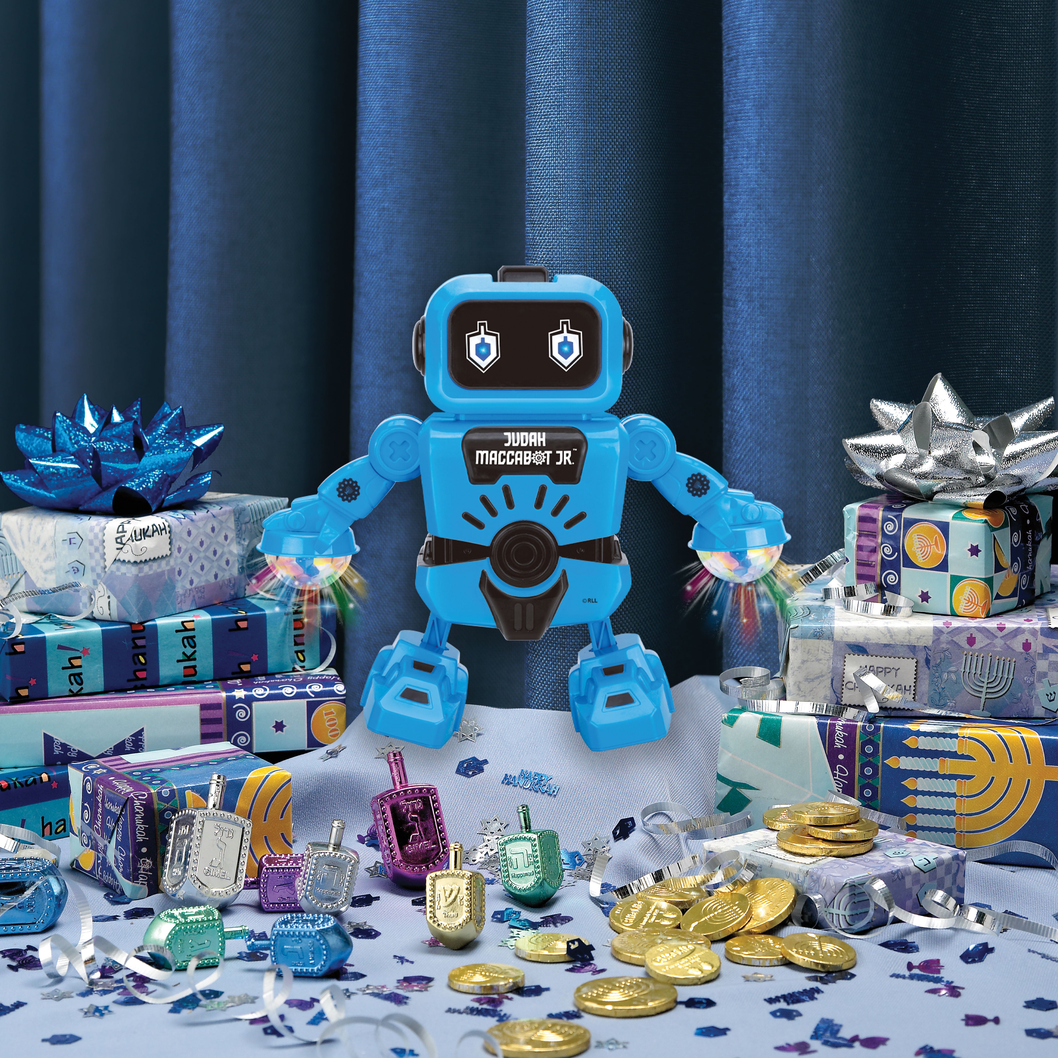 Judah Maccabot Jr. – Chanukah Dancing Robot